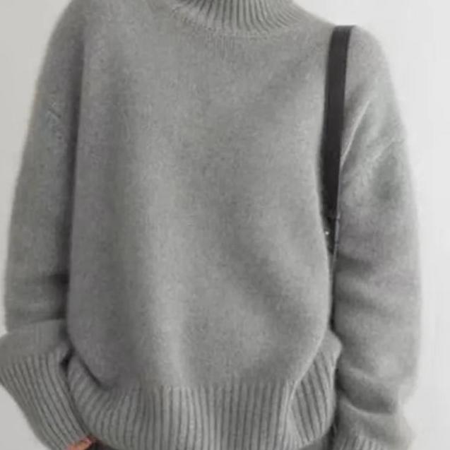 Soft Cashmere Turtleneck Sweater
