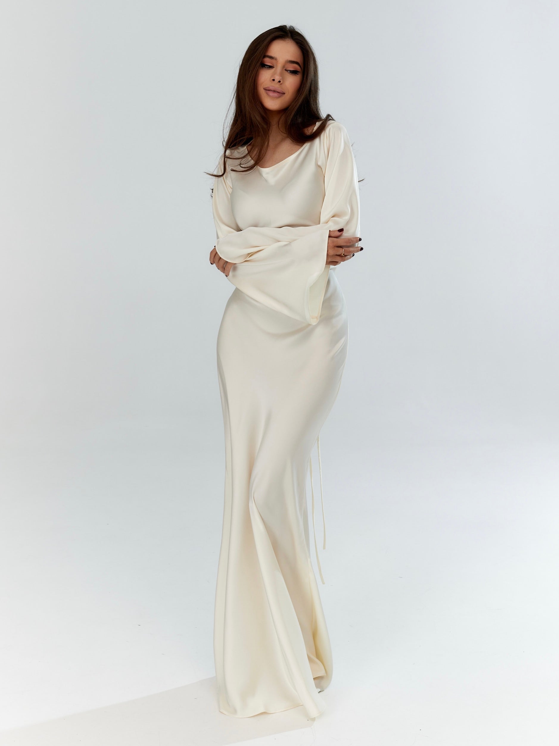 Long Sleeve Figure-Hugging Maxi Dress